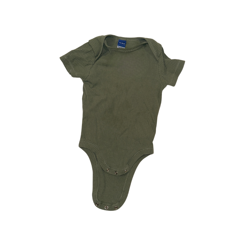 Olive green short-sleeve bodysuit | 12-18M