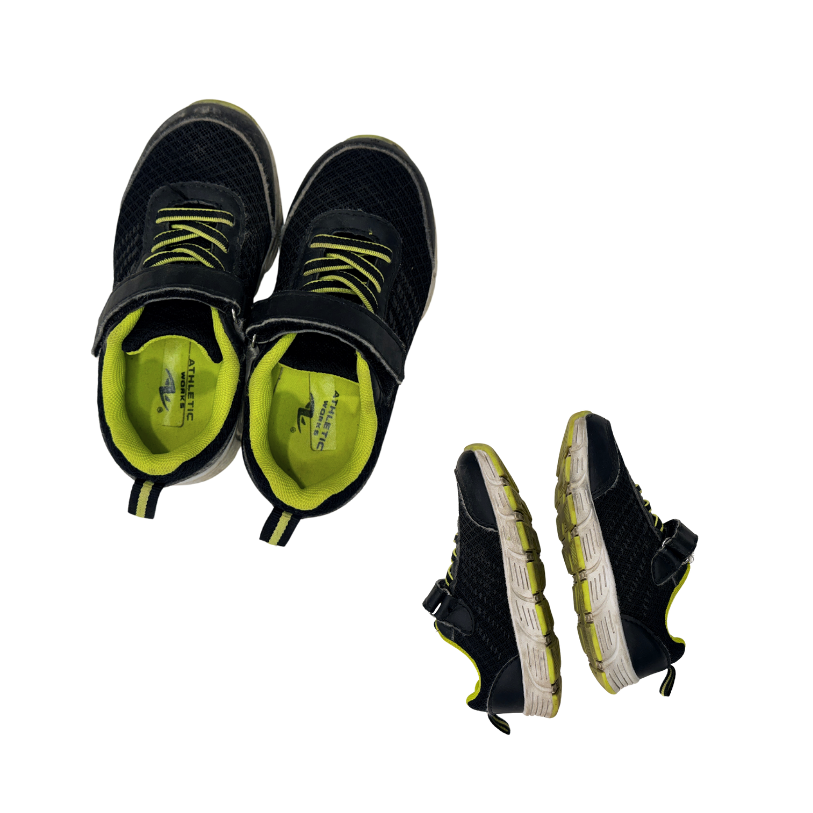 Black with green Athletic shoes | 9C