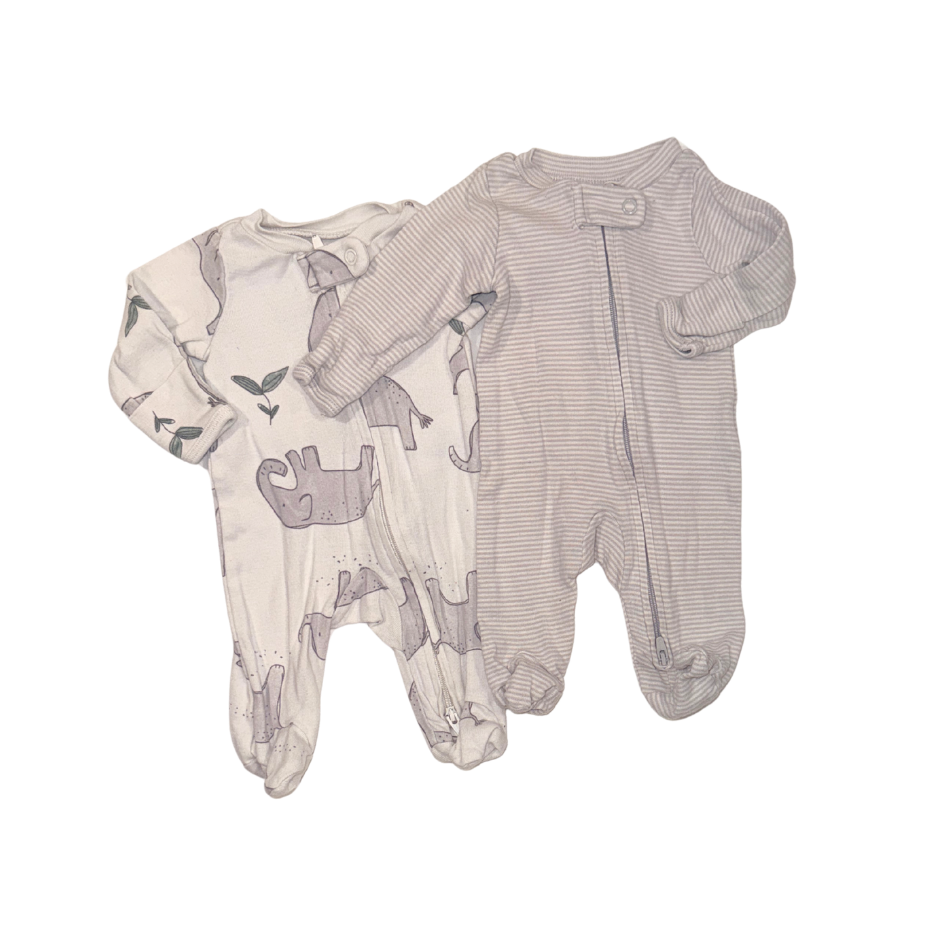 Set of 2 Carter's onesies | White & grey patterns | NB