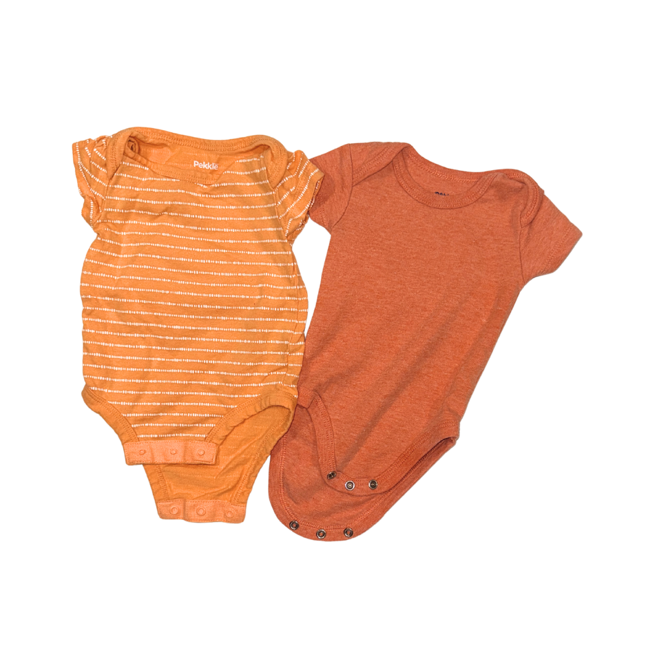 Set of 3 items | 2 orange bodysuits & stripped pants | 3M